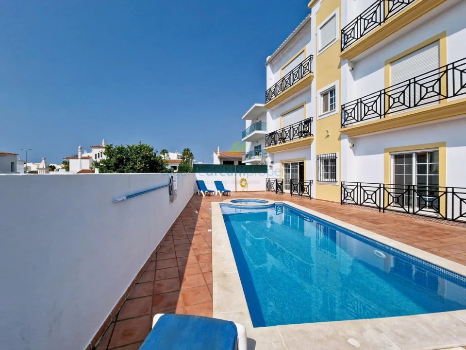 Apartamento T2 para Venda em Albufeira e Olhos de Água Foto 2