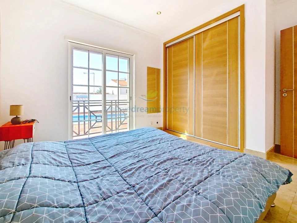 Apartamento T2 para Venda em Albufeira e Olhos de Água Foto 8