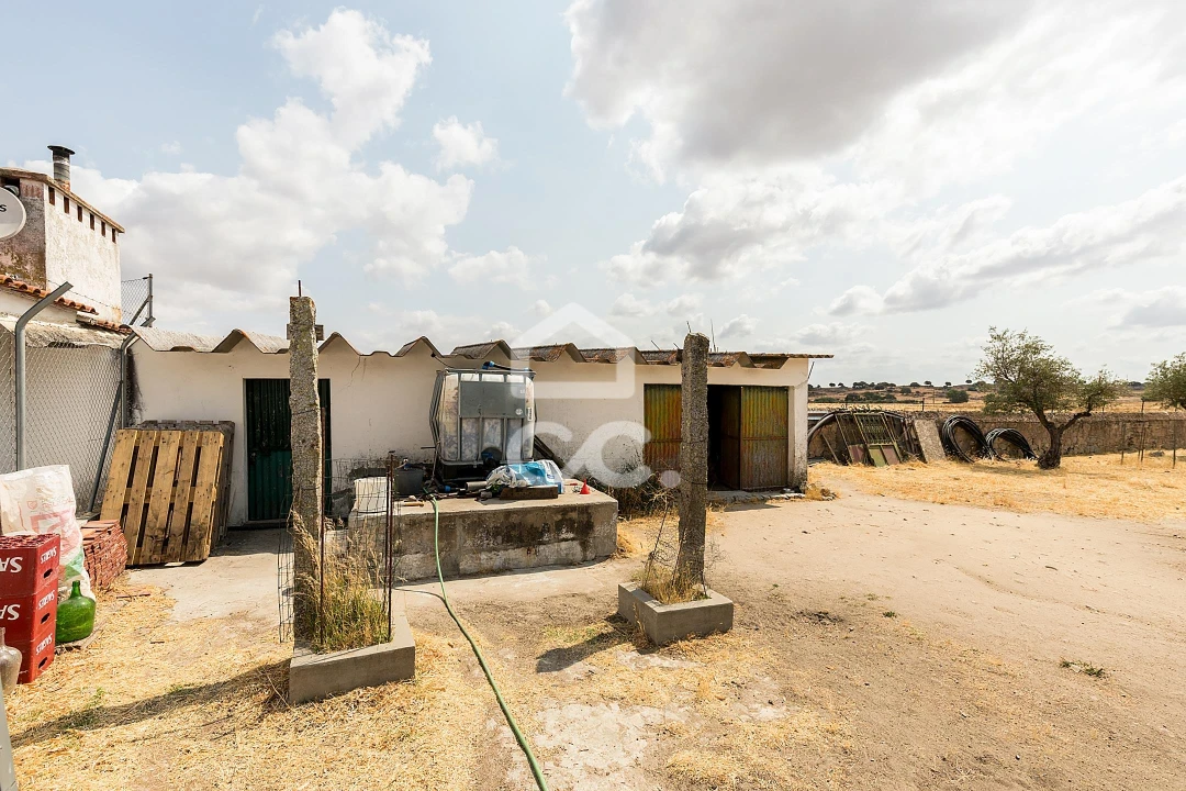 Terreno para Venda em Santa Eulalia Foto 3