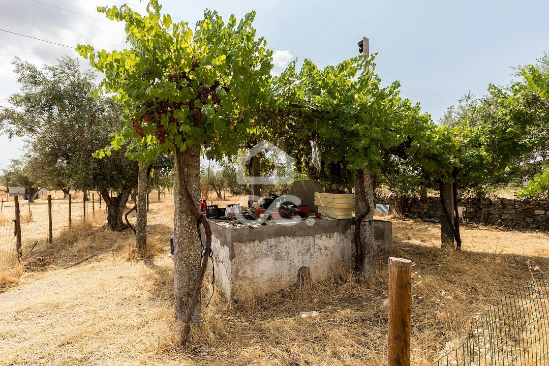 Terreno para Venda em Santa Eulalia Foto 9