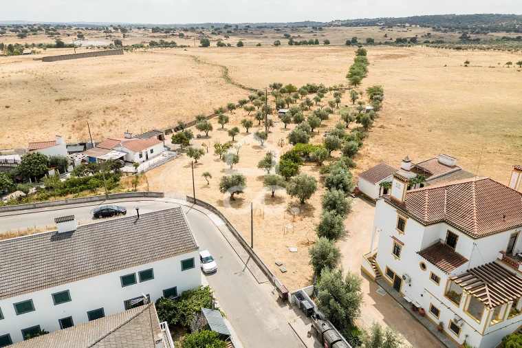 Terreno para Venda em Santa Eulalia Foto 2