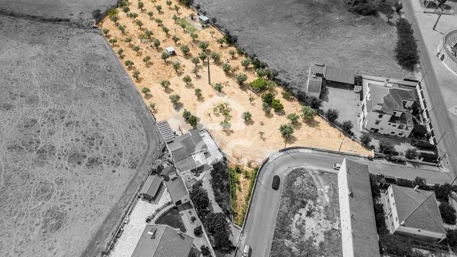 Terreno para Venda em Santa Eulalia