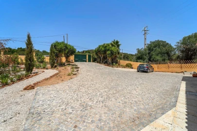 Moradia T4 para Venda em Silves