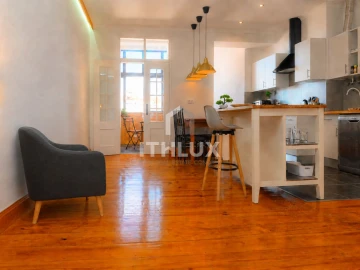Apartamento T2 para Arrendamento em Alcantara