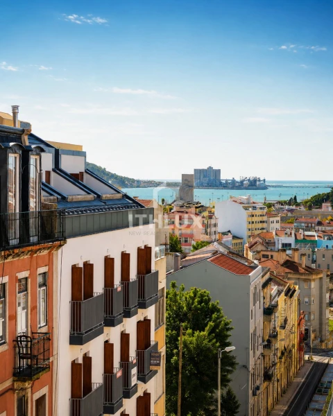 Apartamento T2 para Arrendamento em Alcantara