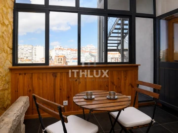 Apartamento T2 para Arrendamento em Alcantara
