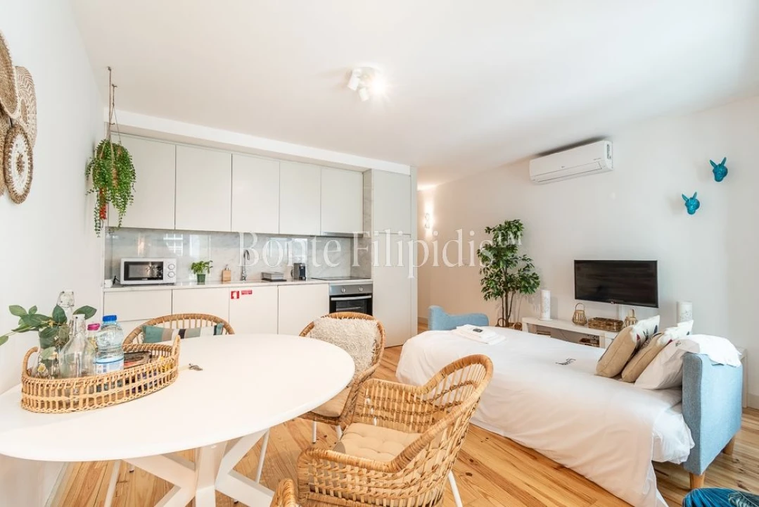 Apartamento T1 para Venda em Lordelo do Ouro e Massarelos Foto 5