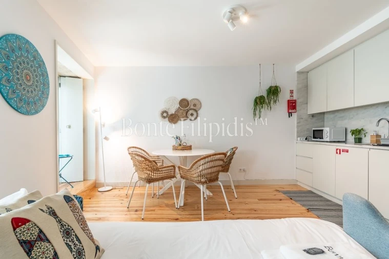 Apartamento T1 para Venda em Lordelo do Ouro e Massarelos Foto 7