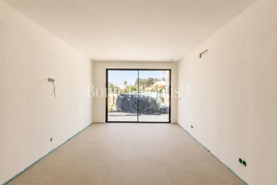 Moradia T6 para Venda em Corroios