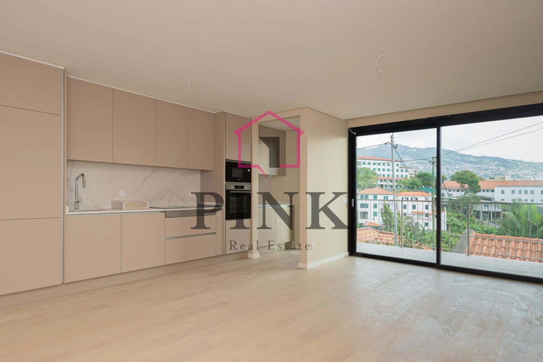 Apartamento T2 para Venda em São Martinho Foto 5