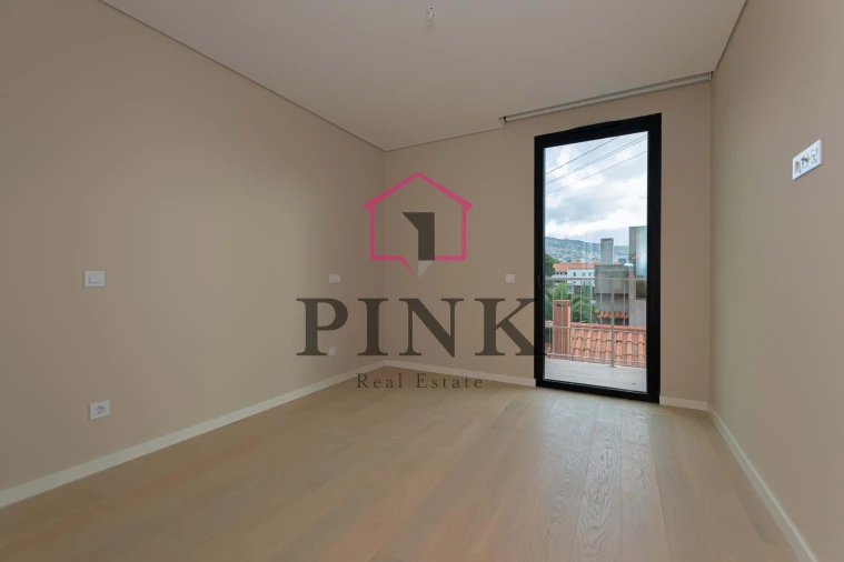 Apartamento T2 para Venda em São Martinho Foto 20