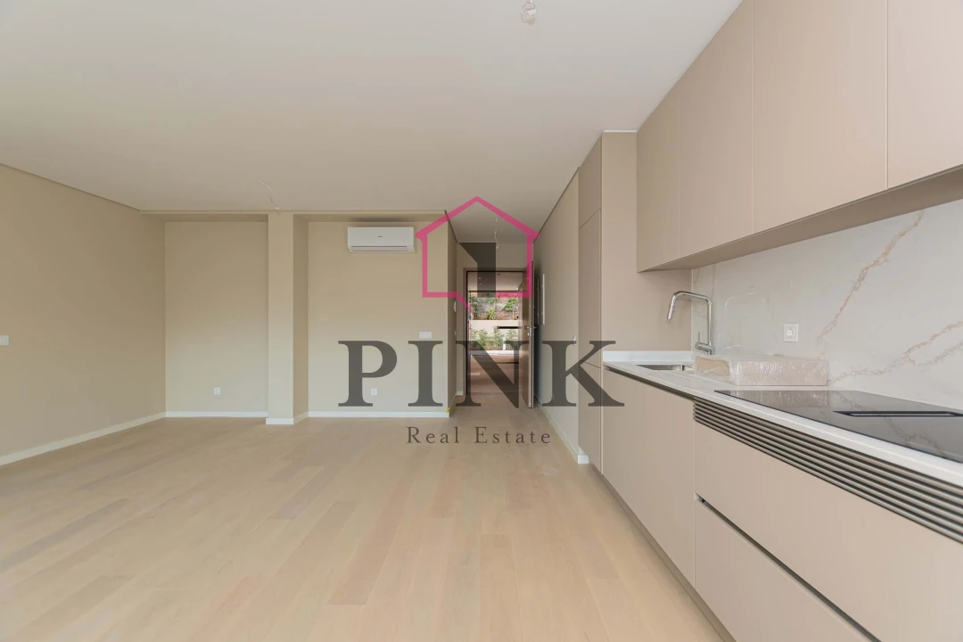 Apartamento T2 para Venda em São Martinho Foto 9