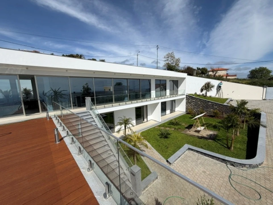 Moradia T3 para Venda em Calheta Foto 6