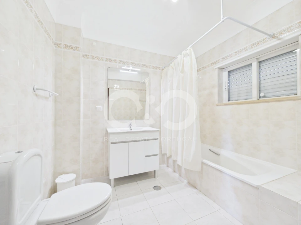 Apartamento T2 para Venda em Luz Foto 17