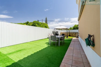 Moradia T3 para Venda em Albufeira e Olhos de Água