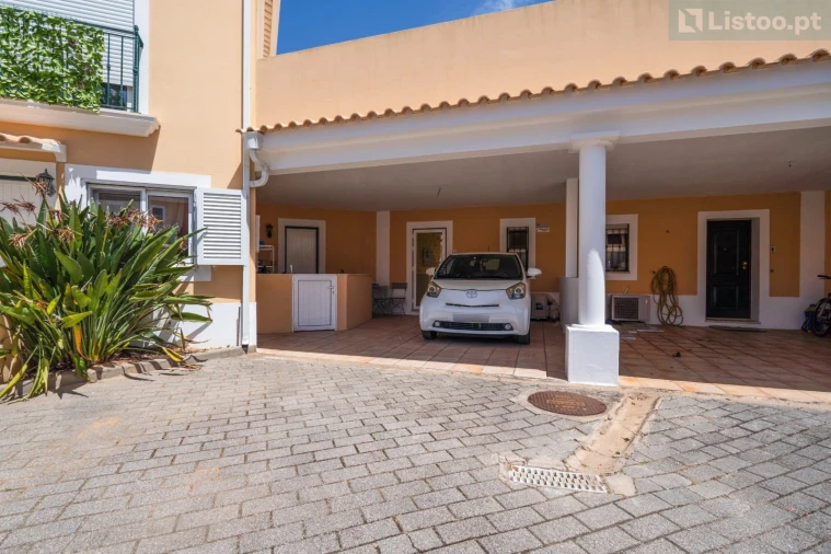 Moradia T3 para Venda em Albufeira e Olhos de Água Foto 4