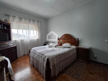 Apartamento T3 para Venda em Cristelos, Boim e Ordem