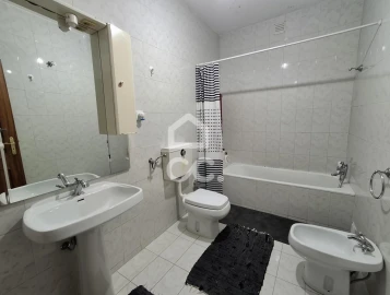 Apartamento T3 para Venda em Cristelos, Boim e Ordem