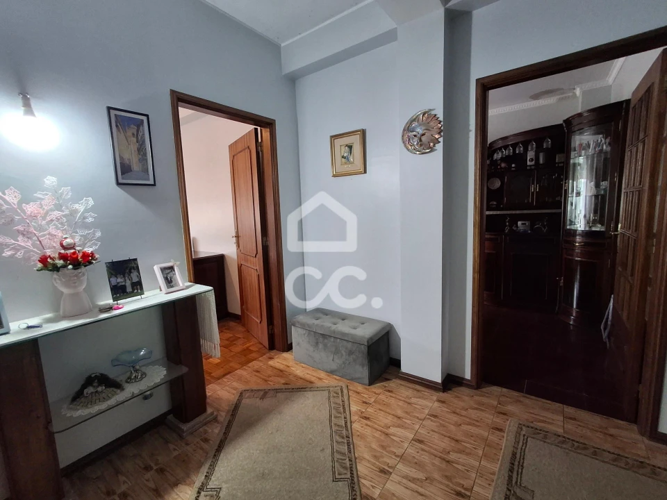Apartamento T3 para Venda em Cristelos, Boim e Ordem Foto 23
