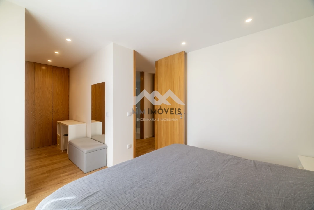 Apartamento T1 para Venda em Lousado Foto 10