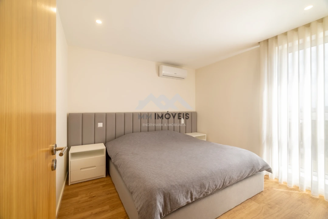 Apartamento T1 para Venda em Lousado Foto 12