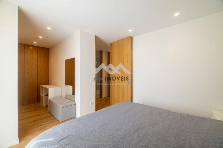 Apartamento T1 para Venda em Lousado Foto 10