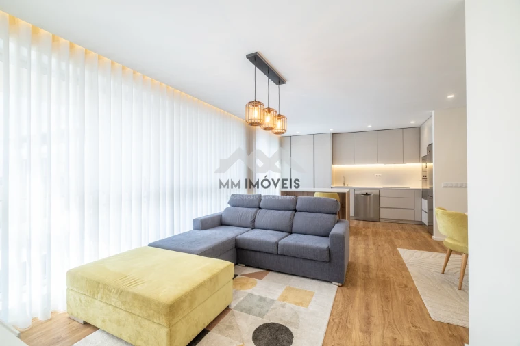 Apartamento T1 para Venda em Lousado Foto 4