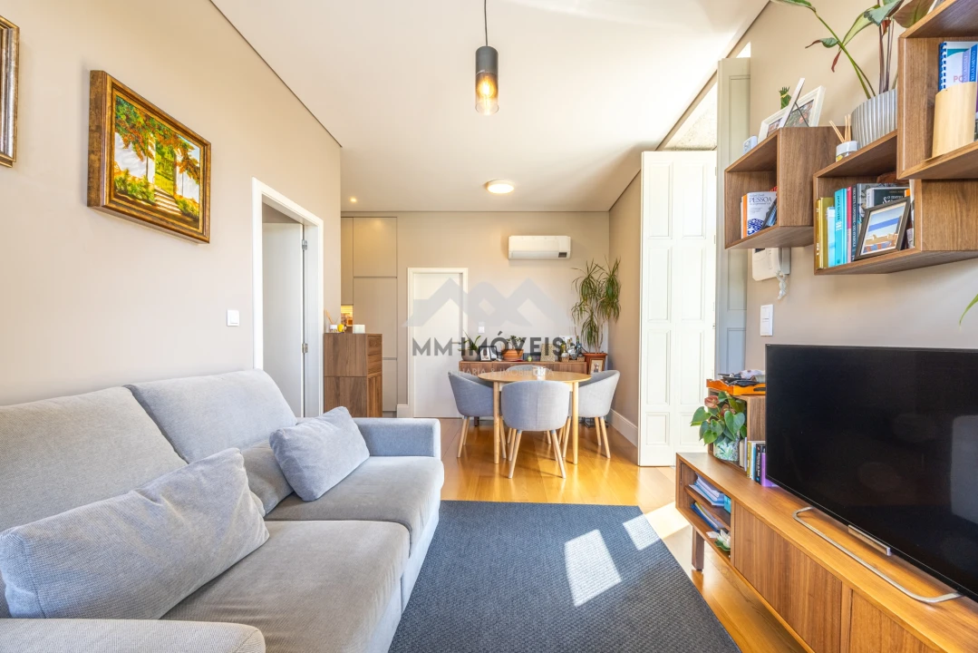 Apartamento T2 para Venda em Campanhã Foto 3