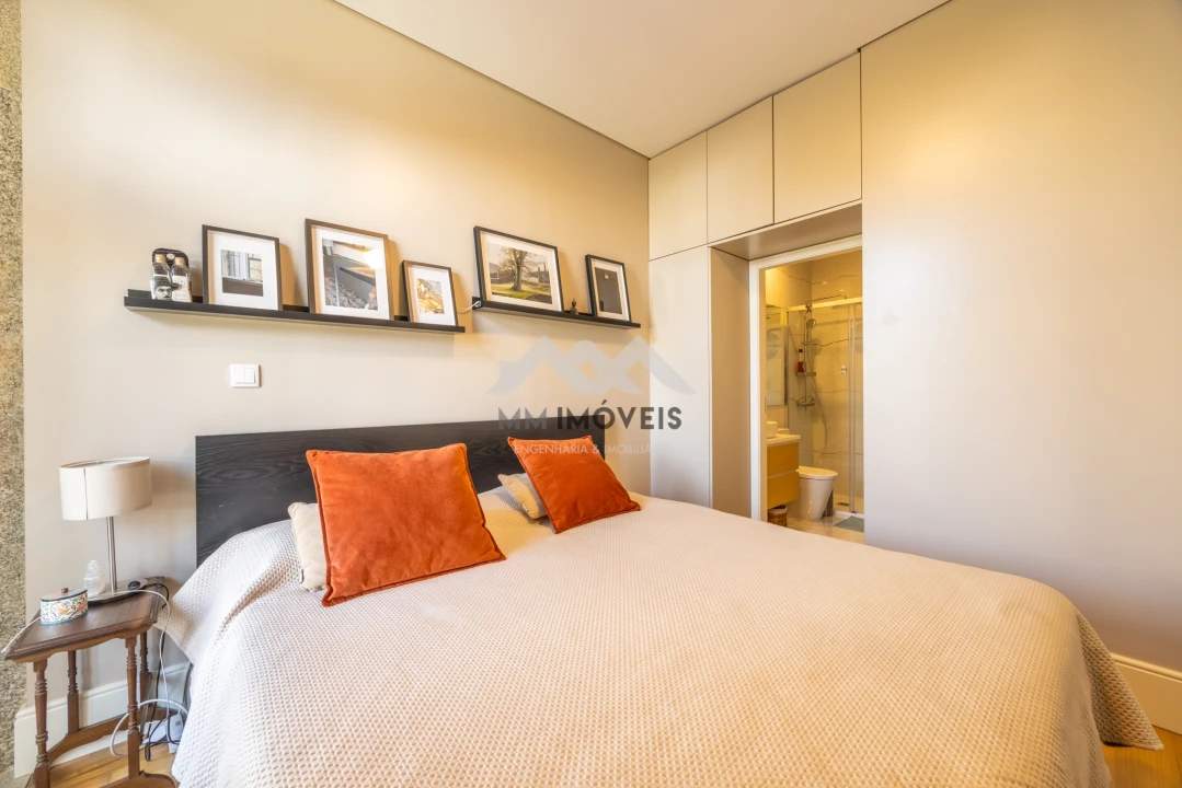 Apartamento T2 para Venda em Campanhã Foto 9