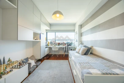 Apartamento T4 para Venda em Santa Marinha e São Pedro da Afurada