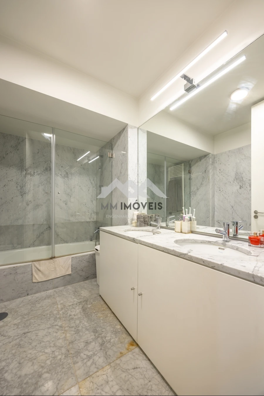 Apartamento T4 para Venda em Santa Marinha e São Pedro da Afurada Foto 18