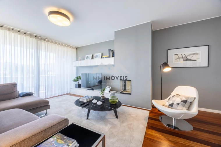 Apartamento T4 para Venda em Santa Marinha e São Pedro da Afurada Foto 28
