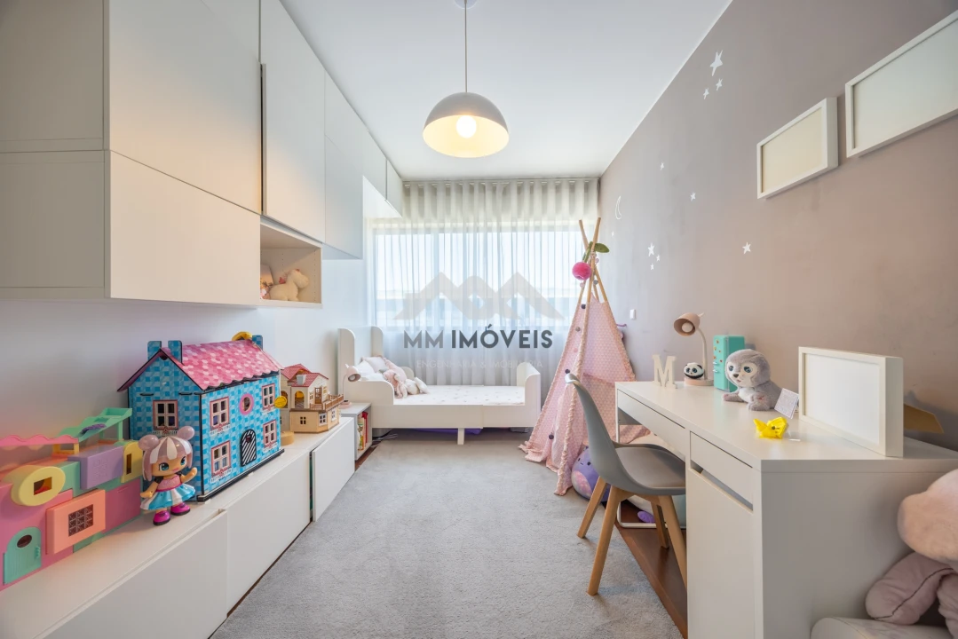 Apartamento T4 para Venda em Santa Marinha e São Pedro da Afurada Foto 32