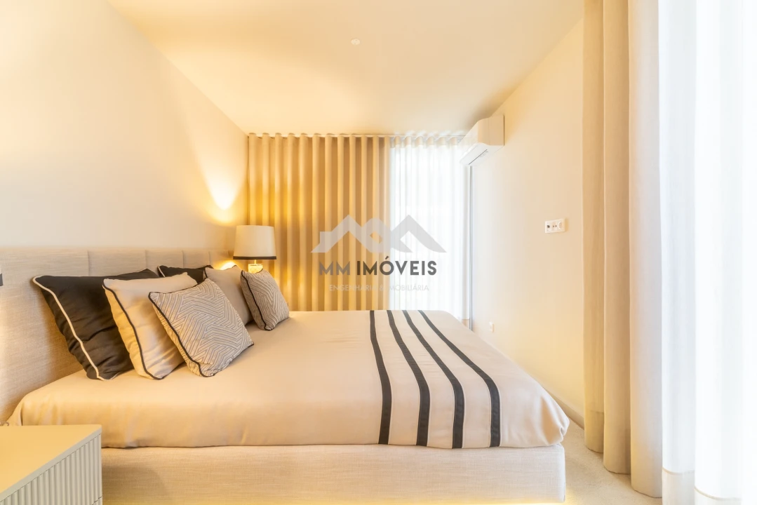 Apartamento T2 para Venda em Santa Marinha Foto 9