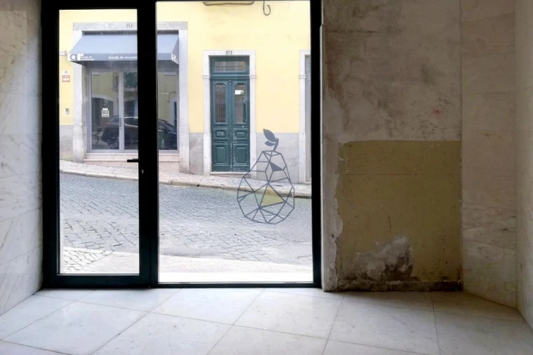 Negócio para Venda em Santo António Foto 12