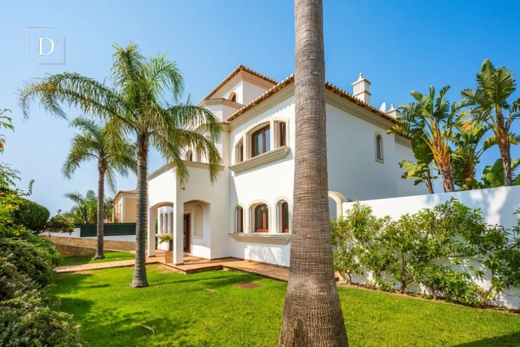 Moradia T4 para Venda em Albufeira e Olhos de Água Foto 15