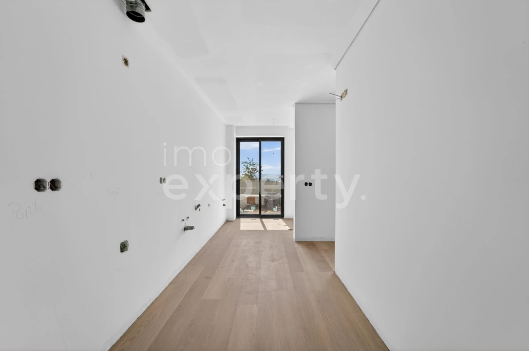Apartamento T2 para Venda em Caniço Foto 12