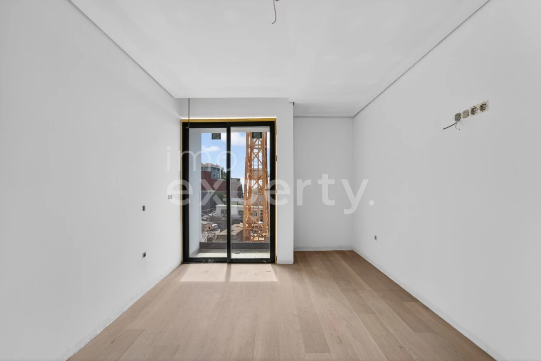 Apartamento T2 para Venda em Caniço Foto 10