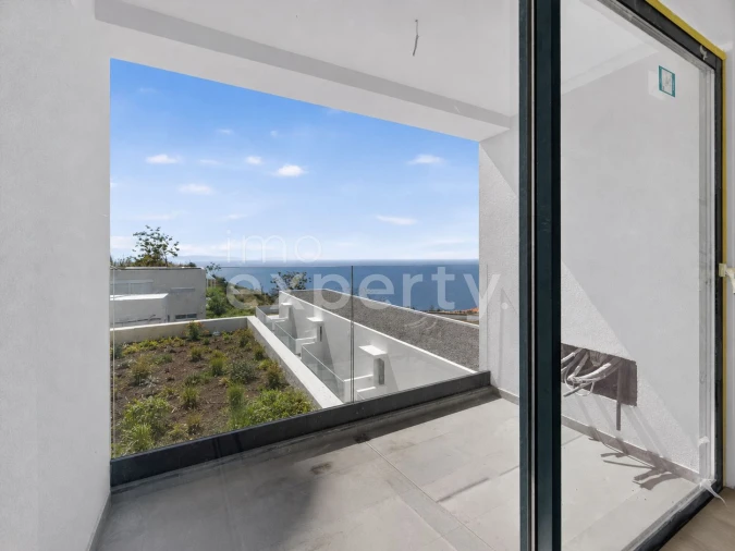 Apartamento T2 para Venda em Caniço Foto 3