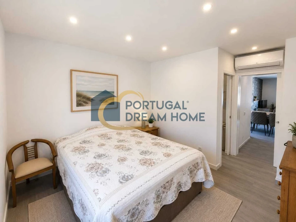 Moradia T6 para Venda em Albufeira e Olhos de Água Foto 16