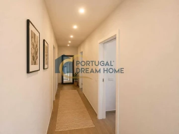 Moradia T6 para Venda em Albufeira e Olhos de Água
