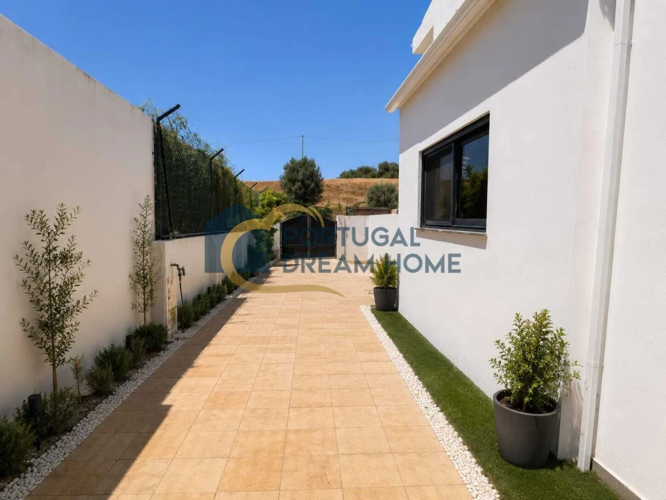 Moradia T6 para Venda em Albufeira e Olhos de Água Foto 18