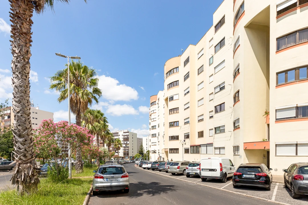 Apartamento T2 para Venda em Loures Foto 19