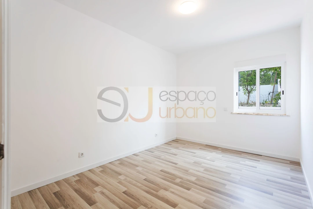 Apartamento T3 para Venda em Armação de Pera Foto 13