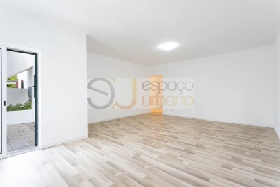 Apartamento T3 para Venda em Armação de Pera