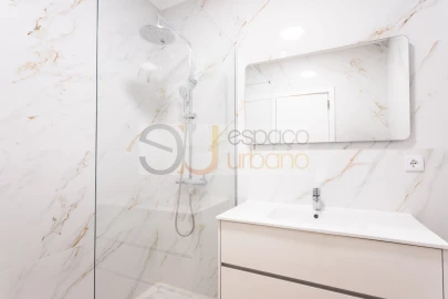 Apartamento T3 para Venda em Armação de Pera