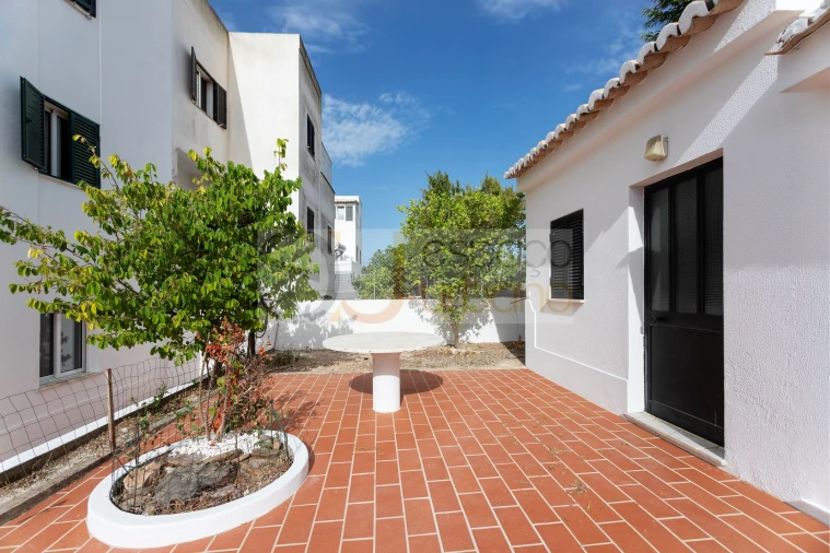 Apartamento T3 para Venda em Armação de Pera Foto 19
