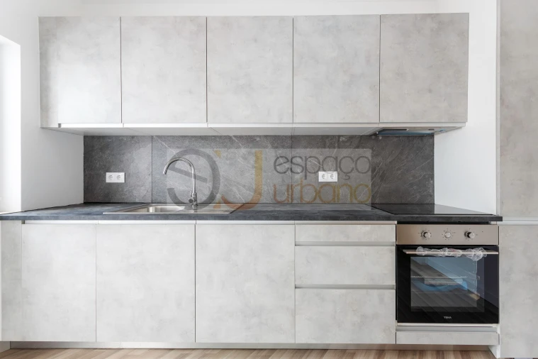Apartamento T3 para Venda em Armação de Pera Foto 8