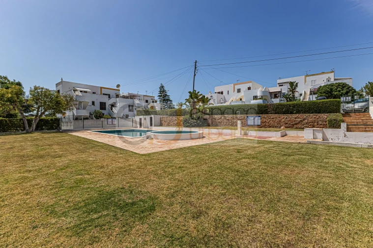 Apartamento T3 para Venda em Armação de Pera Foto 23