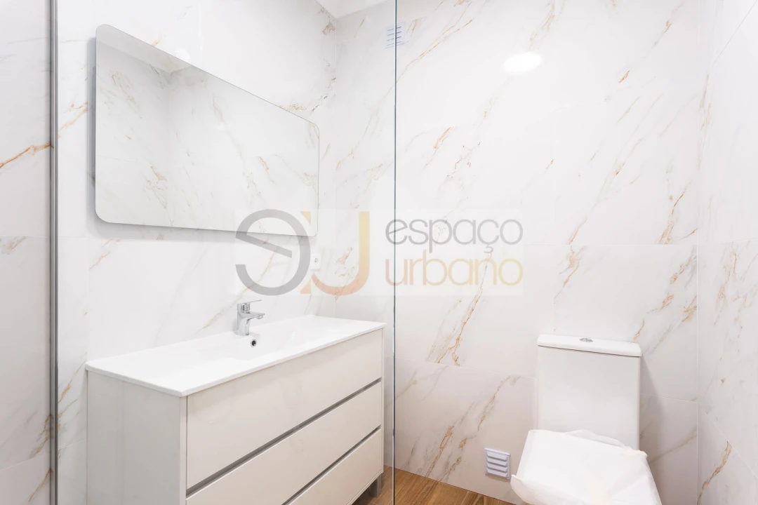 Apartamento T3 para Venda em Armação de Pera Foto 9